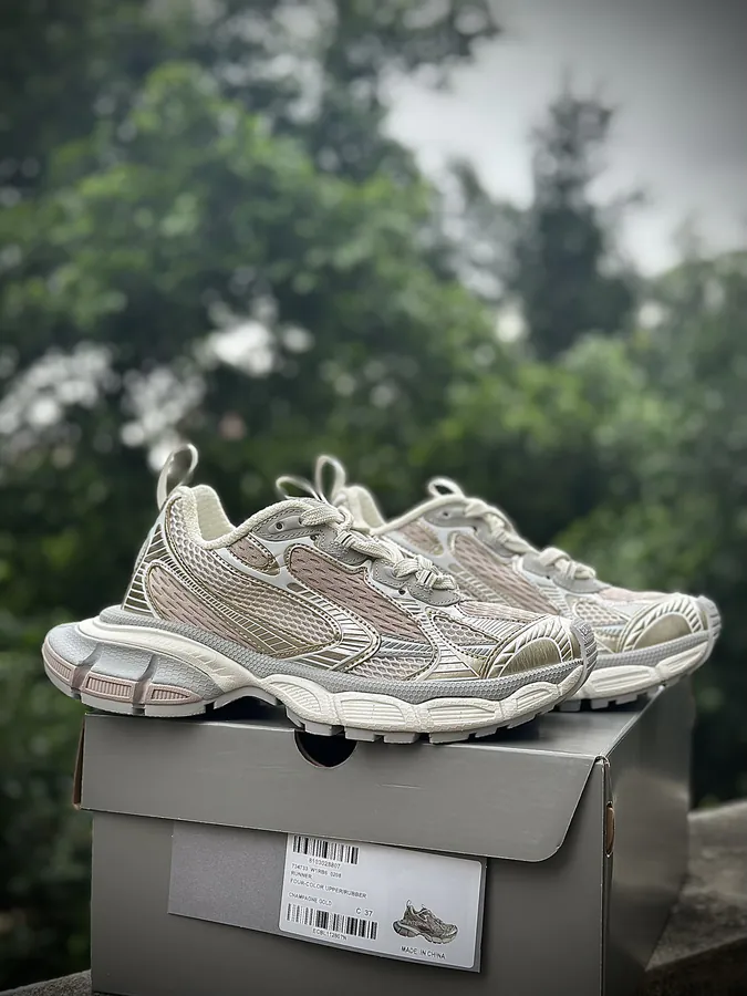 Balenciaga Track 10.0 3546 Size