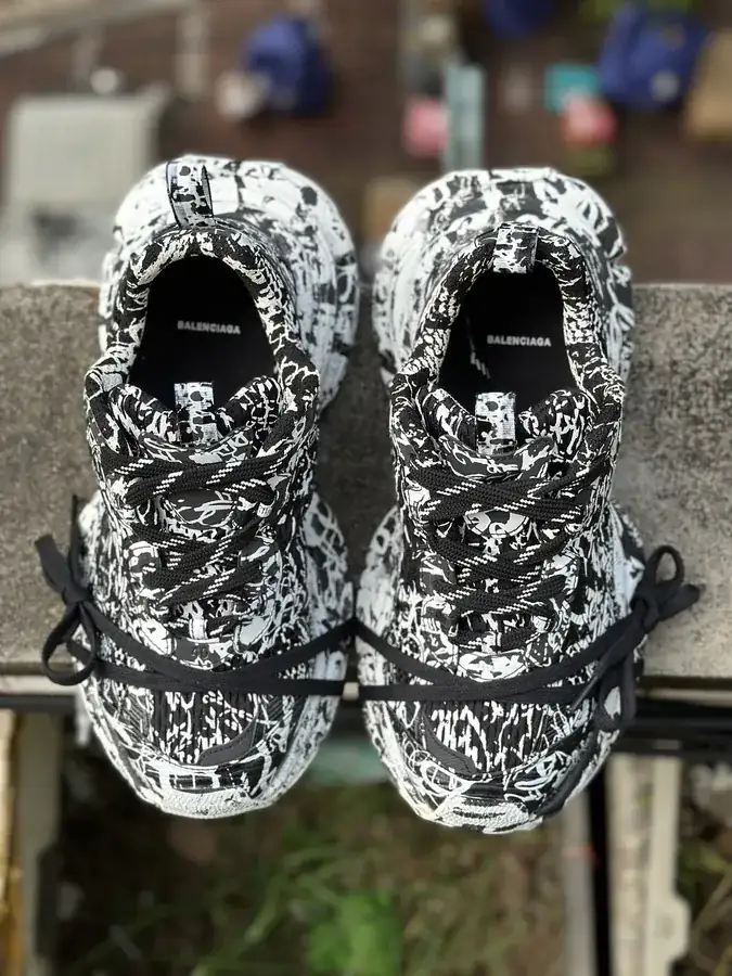 Balenciaga Track 10.0 3XL