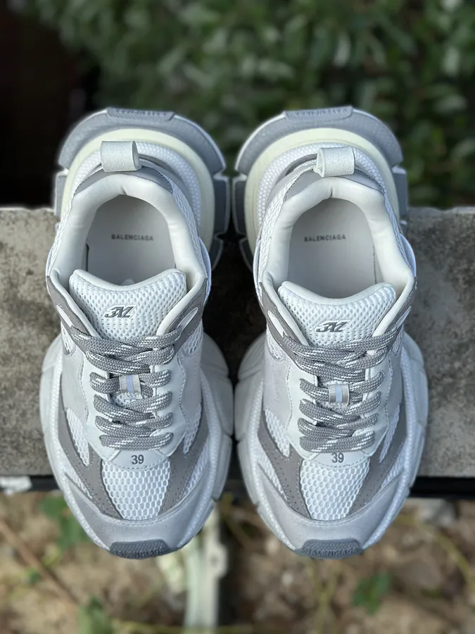 Balenciaga 3XL Syede Vintage Sneaker