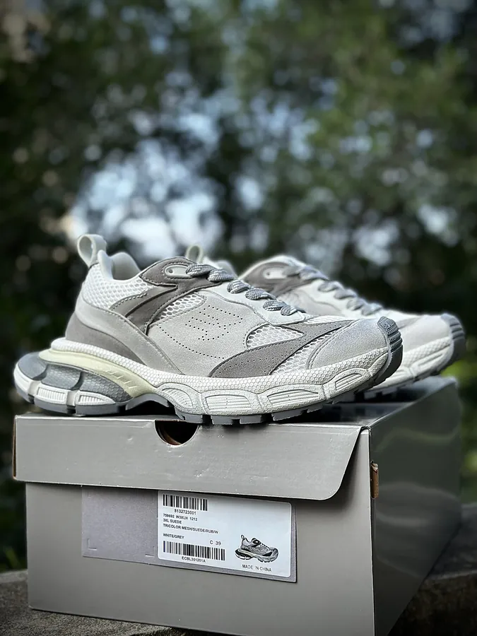Balenciaga 3XL Syede Vintage Sneaker