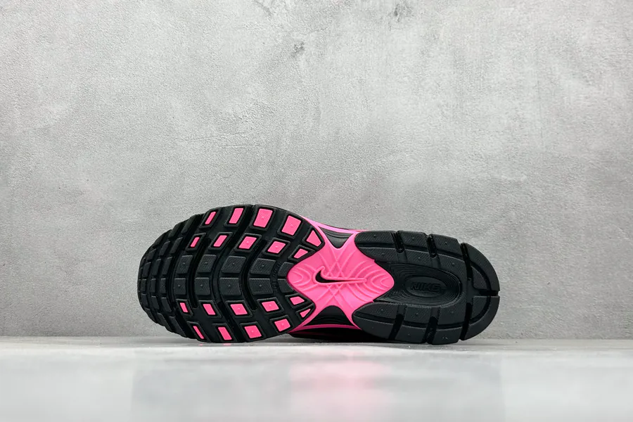 GS Edition NK V5 RNR Running Shoes