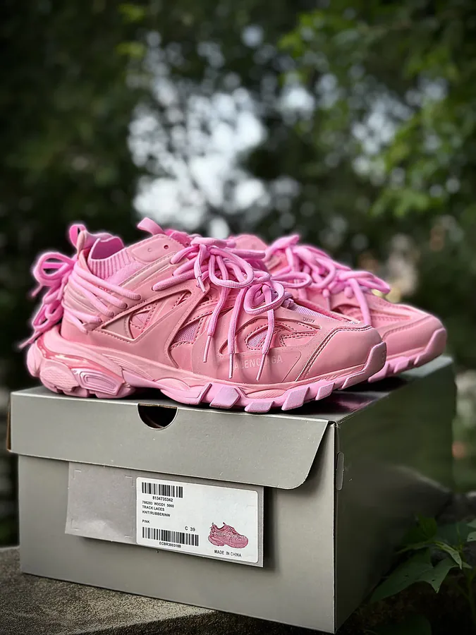 BALENCIAGA Runner Vintage Style, Original Design
