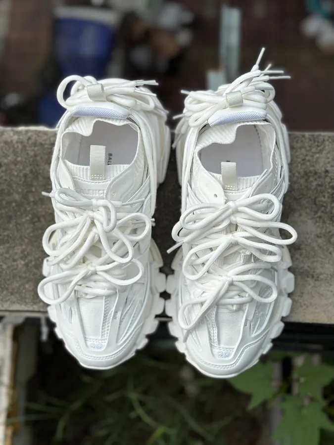 BALENCIAGA Runner Vintage Style, Original Parisian Design