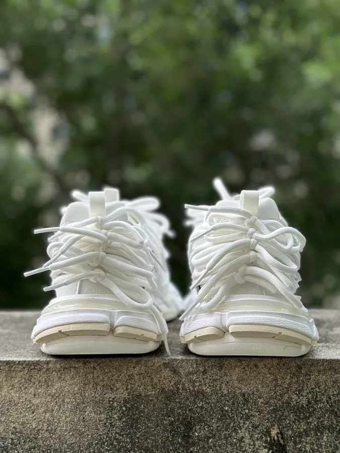 BALENCIAGA Runner Vintage Style, Original Parisian Design