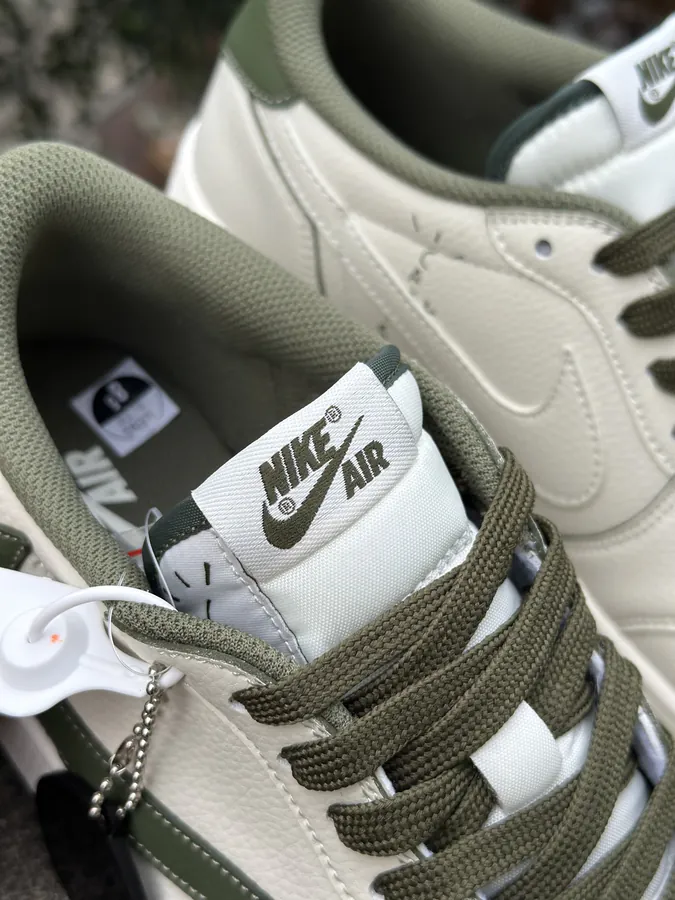 Fragment Design x Jordan 1 Low OG Version