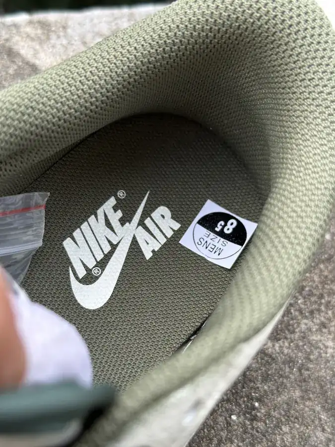 Fragment Design x Jordan 1 Low OG Version