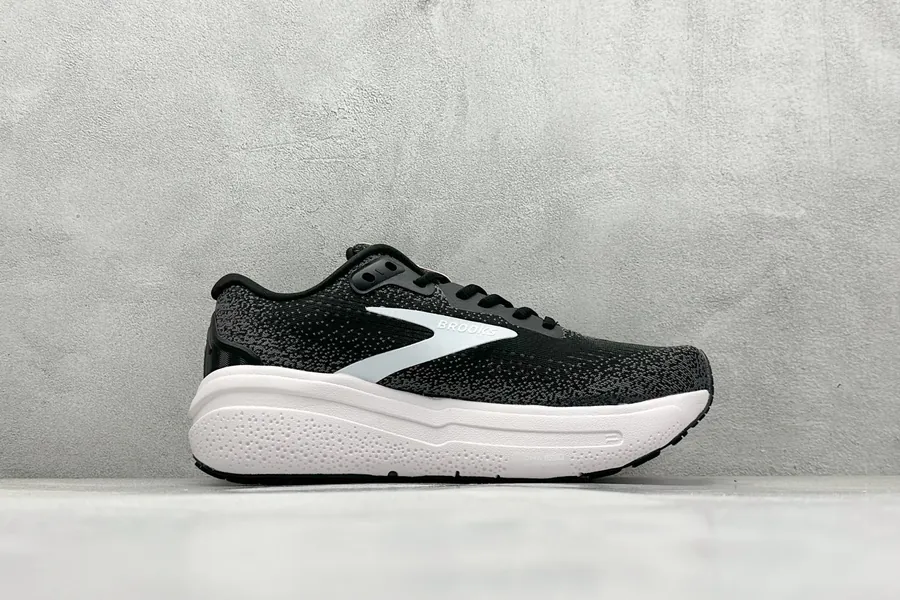 Brooks Hyperion Max 2 Running Shoes