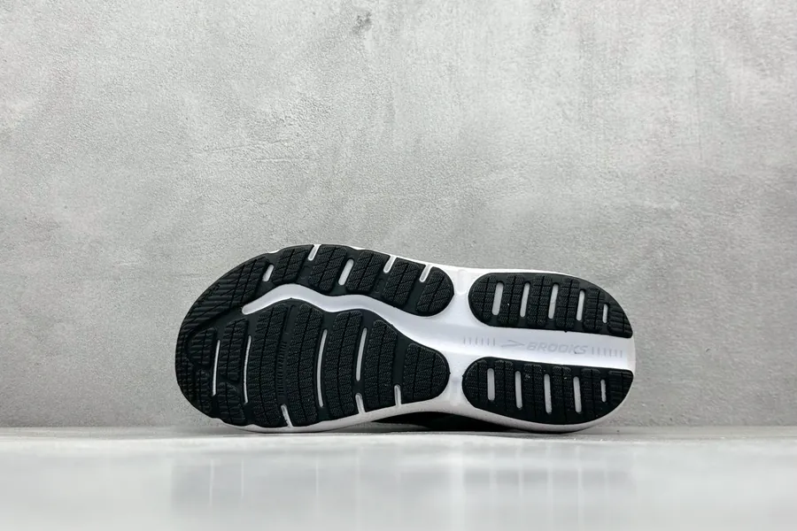 Brooks Hyperion Max 2 Running Shoes