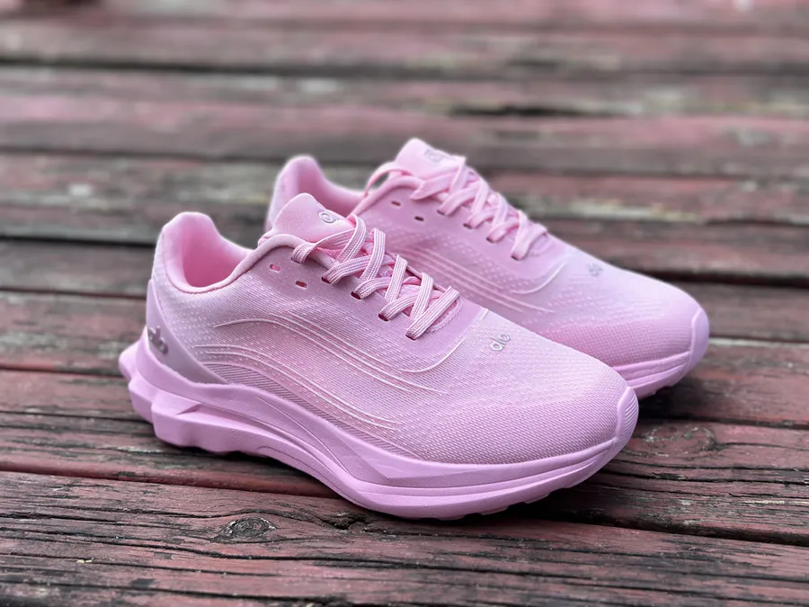 Alo Yoga Alo Runner Low Top Running Shoes Sweet Pink