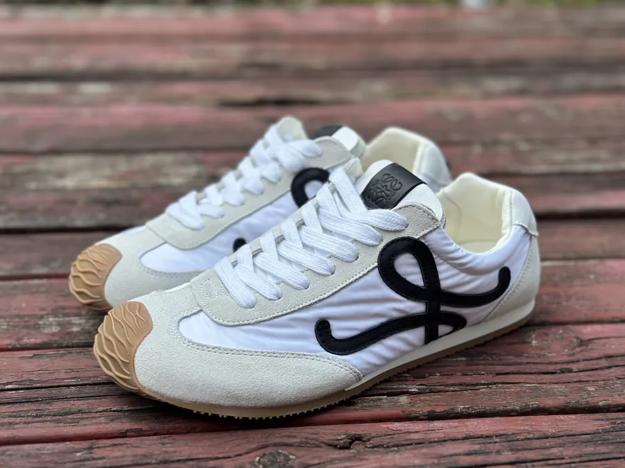 LOEWE Ballet Runner 2.0 White