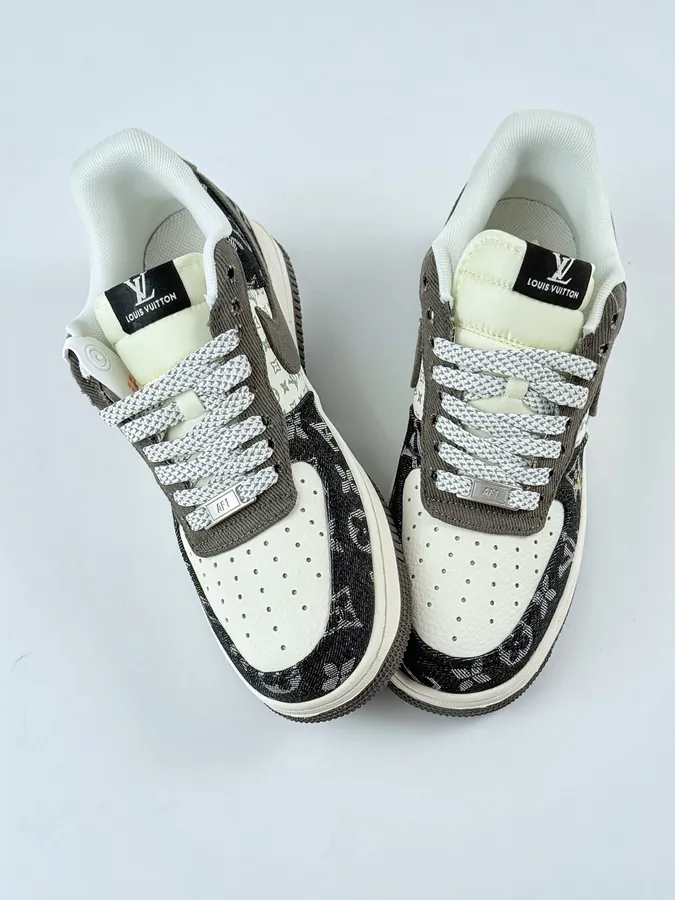 Nike Air Force 1 Low 07 x Louis Vuitton Black White Starry