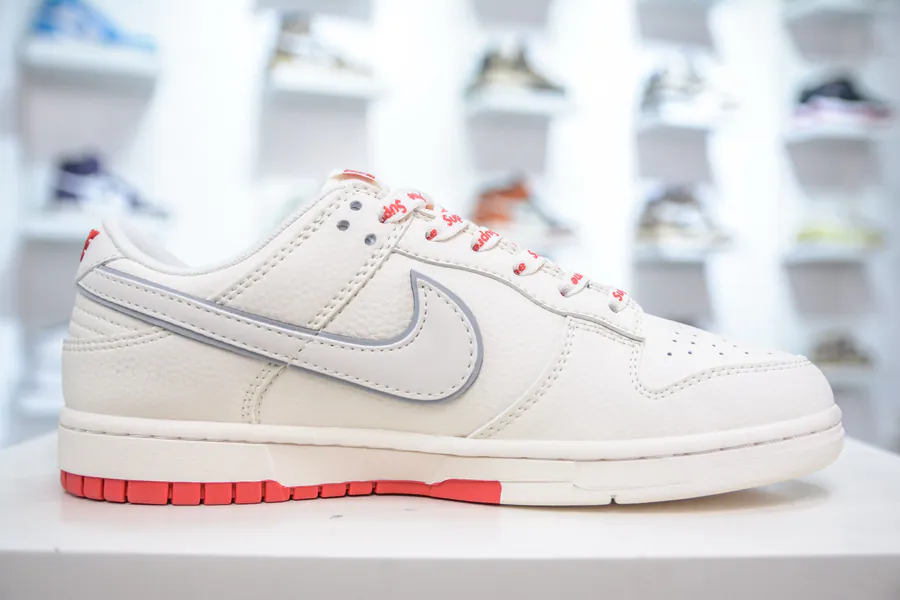 Nike SB Dunk Low x Supreme SUP White Red