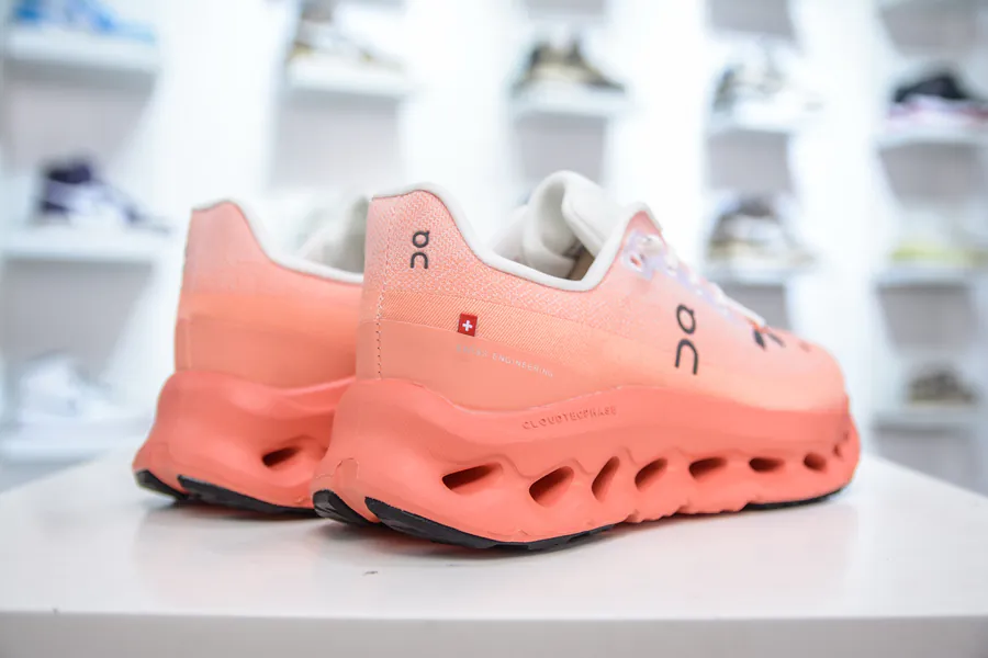 ON x On昂跑 Uddilt 2.0 Lightweight Running Shoes