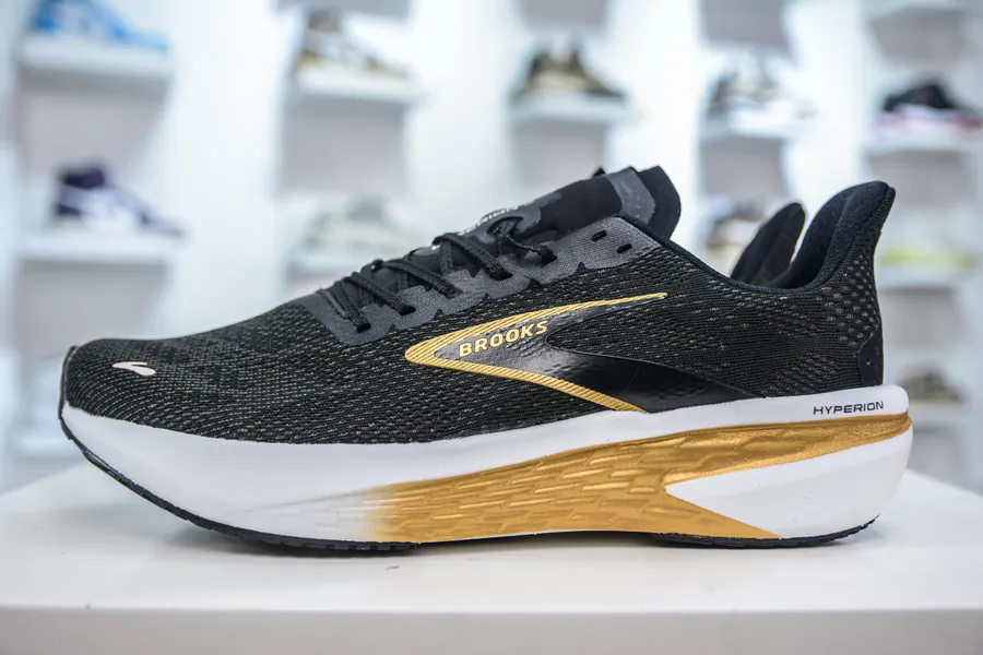 Brooks Hyperion 2 Running Shoes Lightweight and Breathable