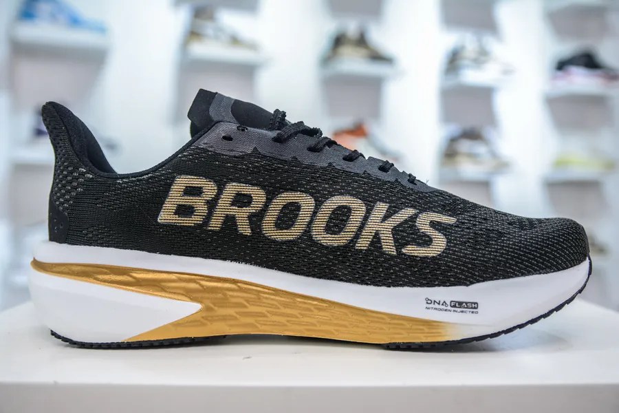 Brooks Hyperion 2 Running Shoes Lightweight and Breathable