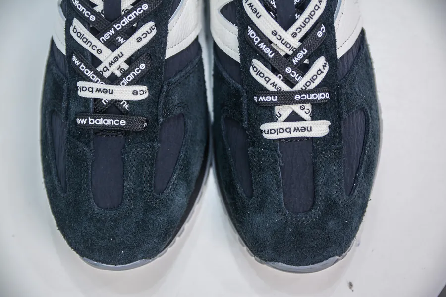 New Balance 471AE Exclusive Original Canvas Sneaker