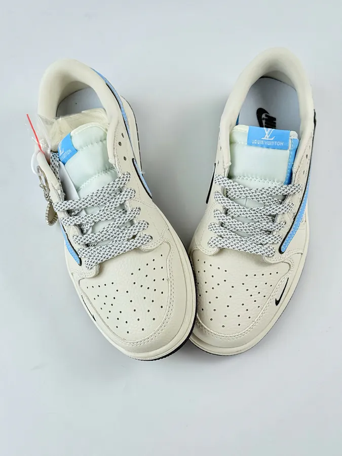 Travis Scott x Air 1 Low x Louis Vuitton OG Version