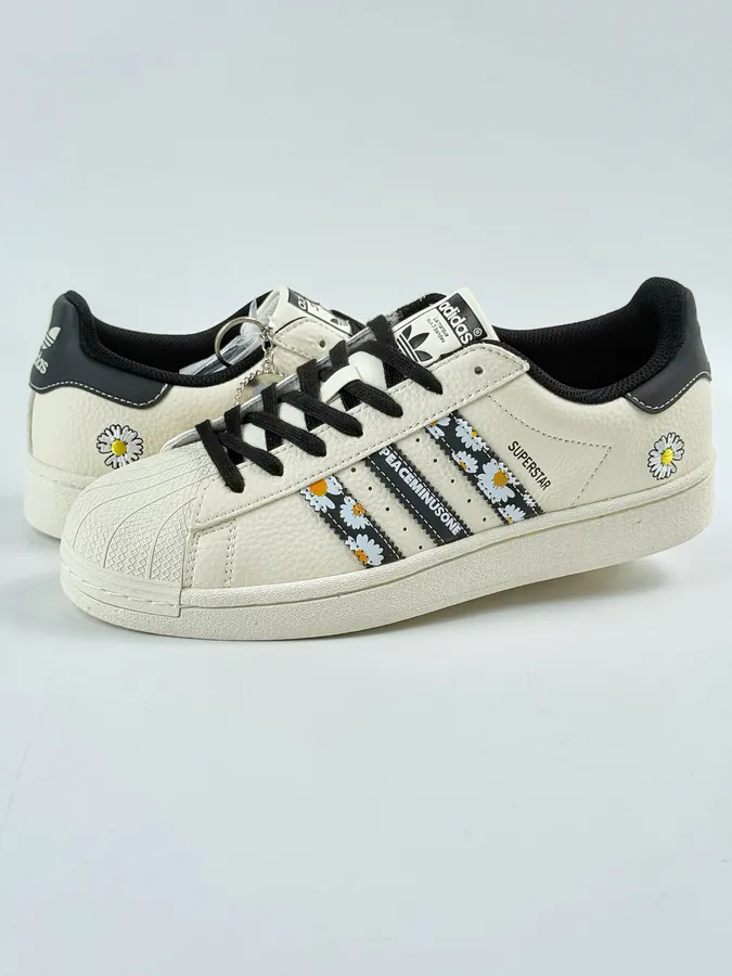 AD Originals Superstar x Peaceminusone
