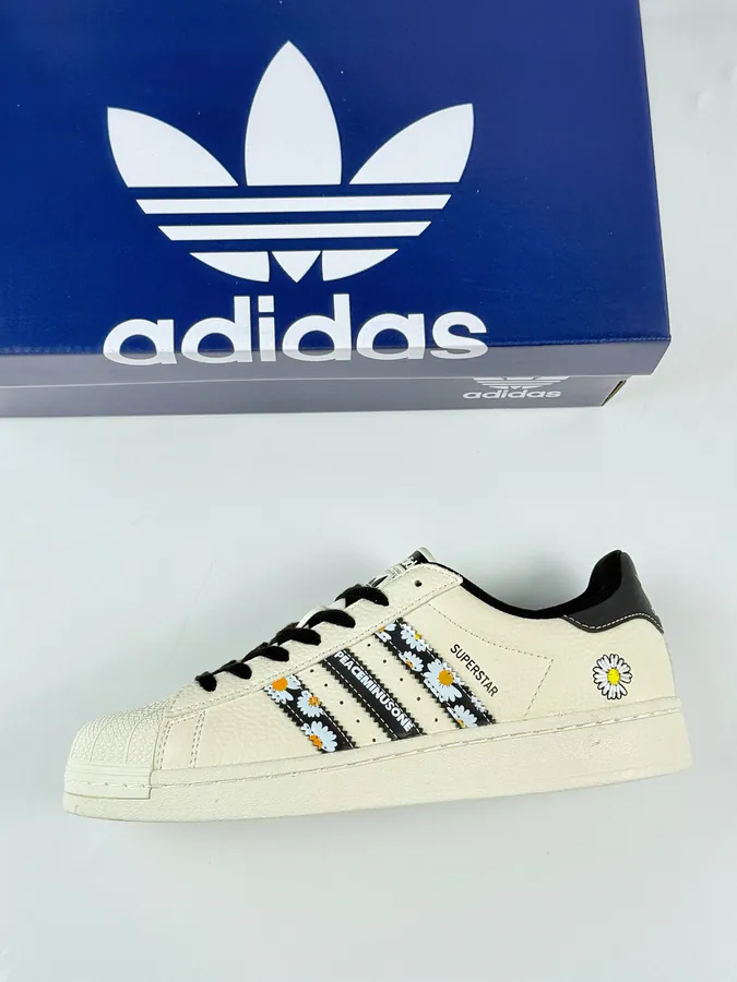 AD Originals Superstar x Peaceminusone