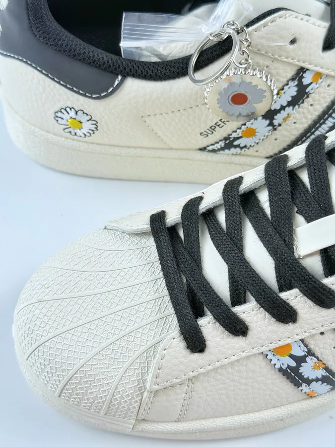 AD Originals Superstar x Peaceminusone