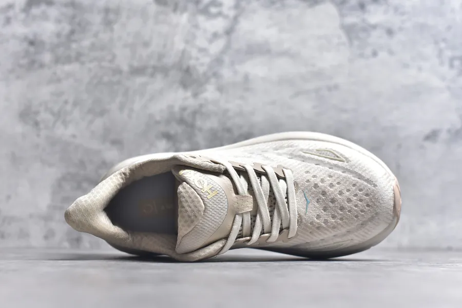 ONE ONE Ifton 9 Professional Performance Running Shoes