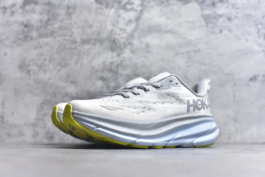 ONE ONE Ifton 9 Professional Performance Running Shoes