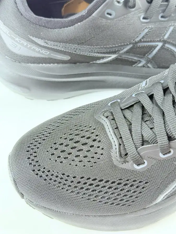 Asics Gel Kayano 31st Generation Running Shoes
