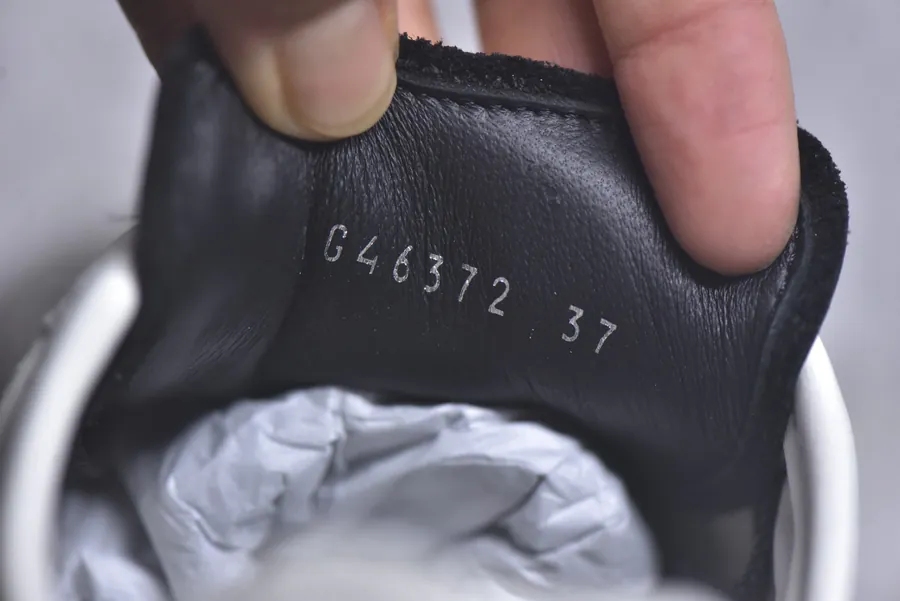 CHA25 Low Top Sneakers with Custom Calfskin