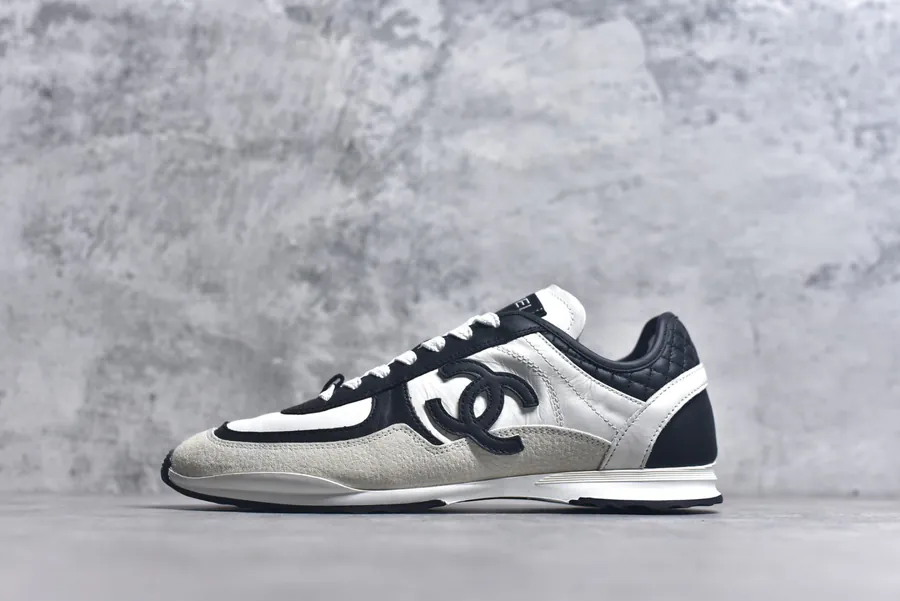 CHA 25 Low Top Casual Shoes with Custom Calfskin