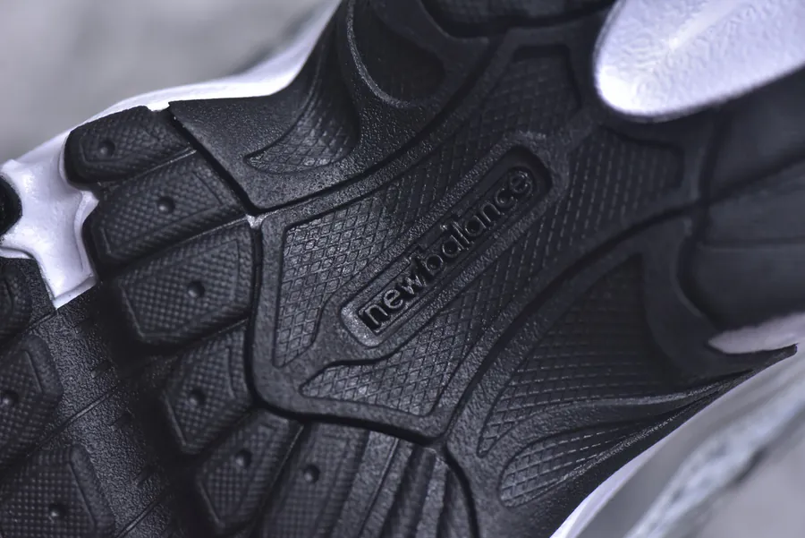 New Balance 740 Series Vintage Dad Shoes