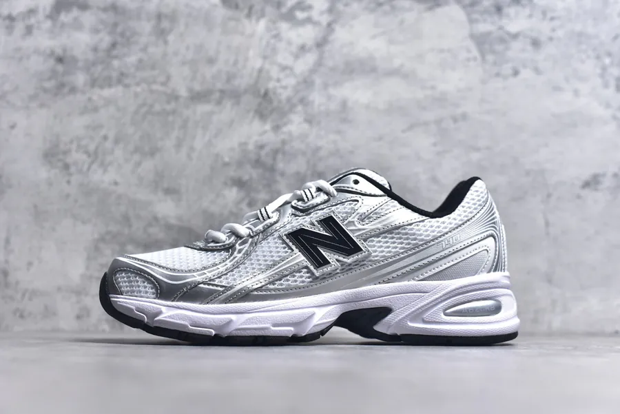 New Balance 740 Series Vintage Sneaker