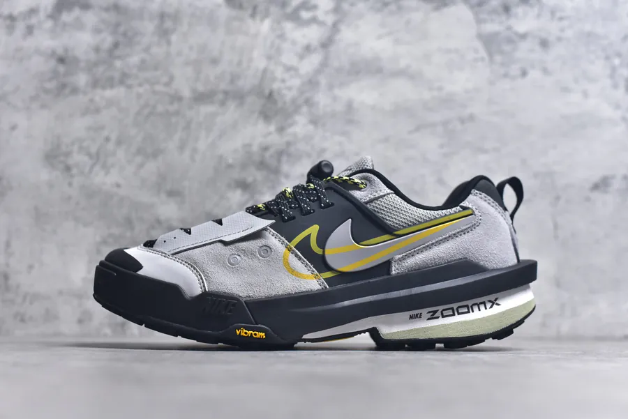 NK Zegama Dome SP Collaborative Low Top Lifestyle Sneakers
