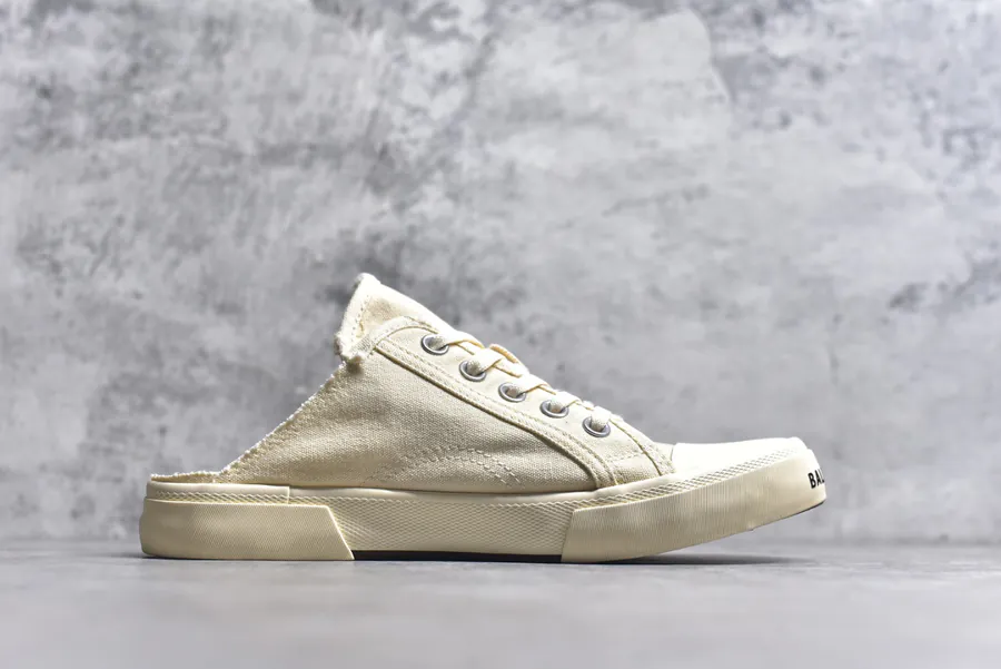 BALENCIAGA Paris Worn Effect Casual Low Top Canvas Sneakers