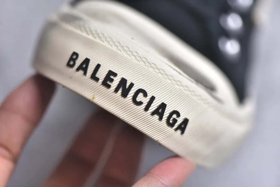 BALENCIAGA Paris Worn Effect Casual Low Top Canvas Sneakers