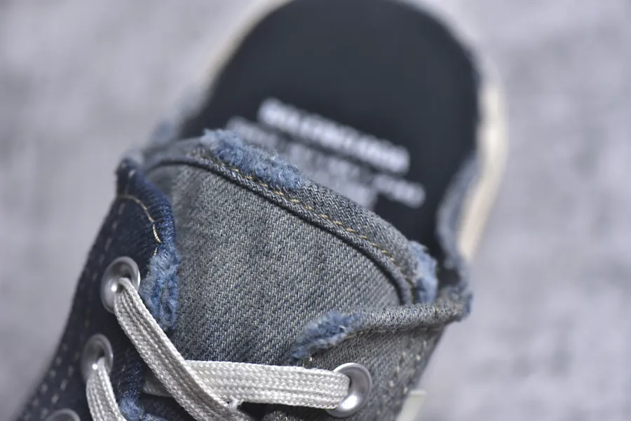 BALENCIAGA Paris Worn Effect Casual Low Top Canvas Sneakers
