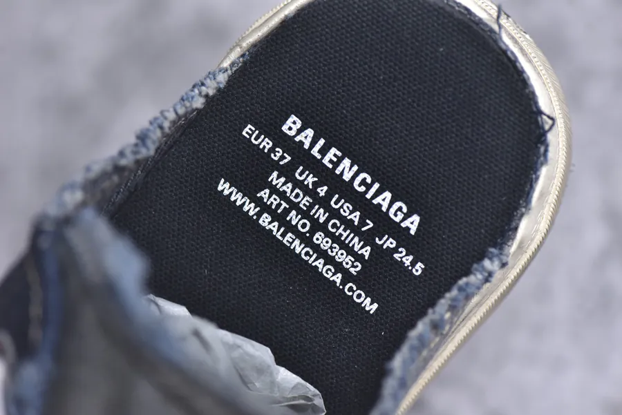 BALENCIAGA Paris Worn Effect Casual Low Top Canvas Sneakers