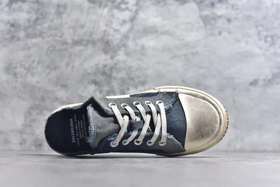 BALENCIAGA Paris Worn Effect Casual Low Top Canvas Sneakers