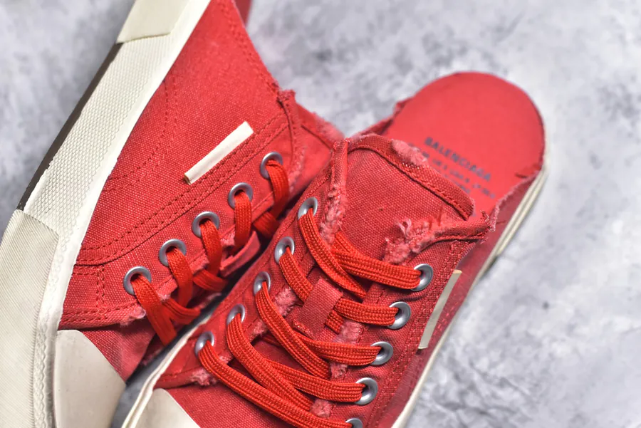 BALENCIAGA Paris Worn Effect Casual Low Top Canvas Sneakers