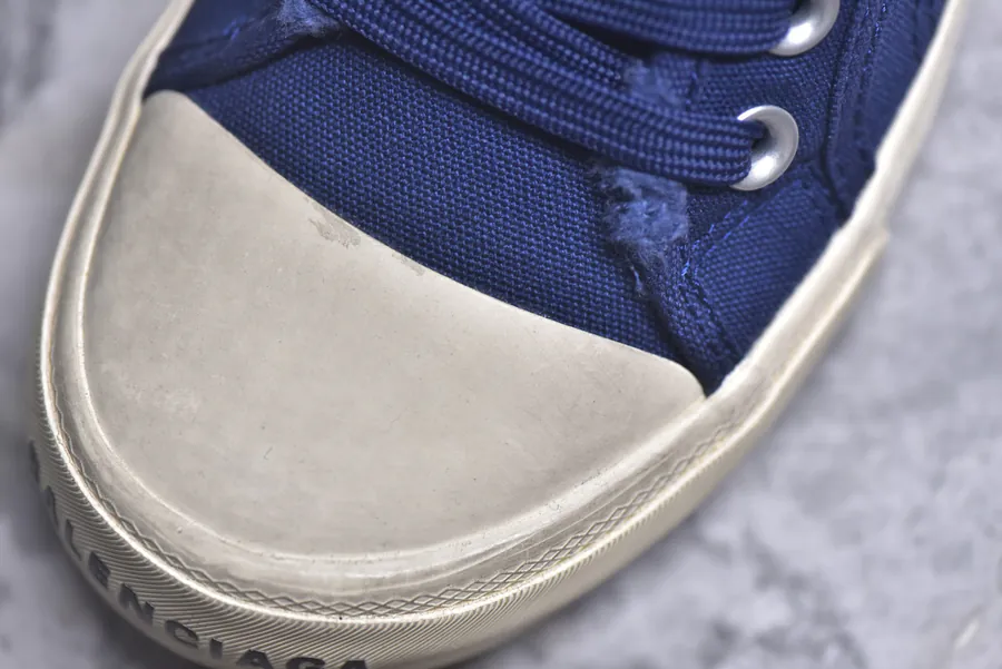 BALENCIAGA Paris Worn Effect Casual Low Top Canvas Sneakers
