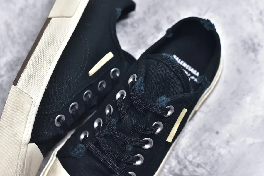 BALENCIAGA Paris Worn Effect Casual Low Top Canvas Sneakers