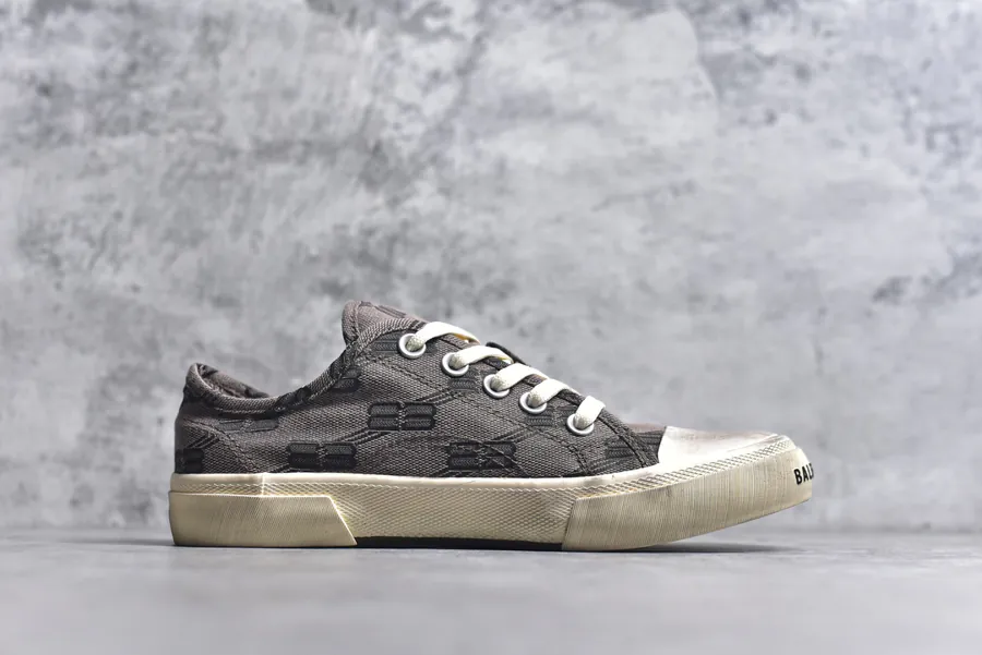 BALENCIAGA Paris Worn Effect Casual Low Top Canvas Sneakers