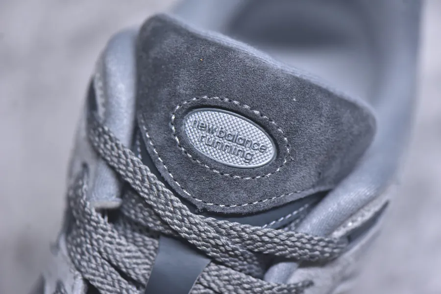 NB New Balance M2002RST Grained Calfskin