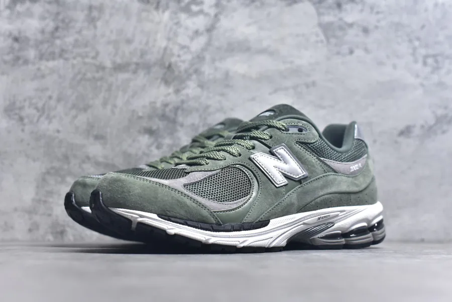 New Balance 2002R Vintage Running Shoes