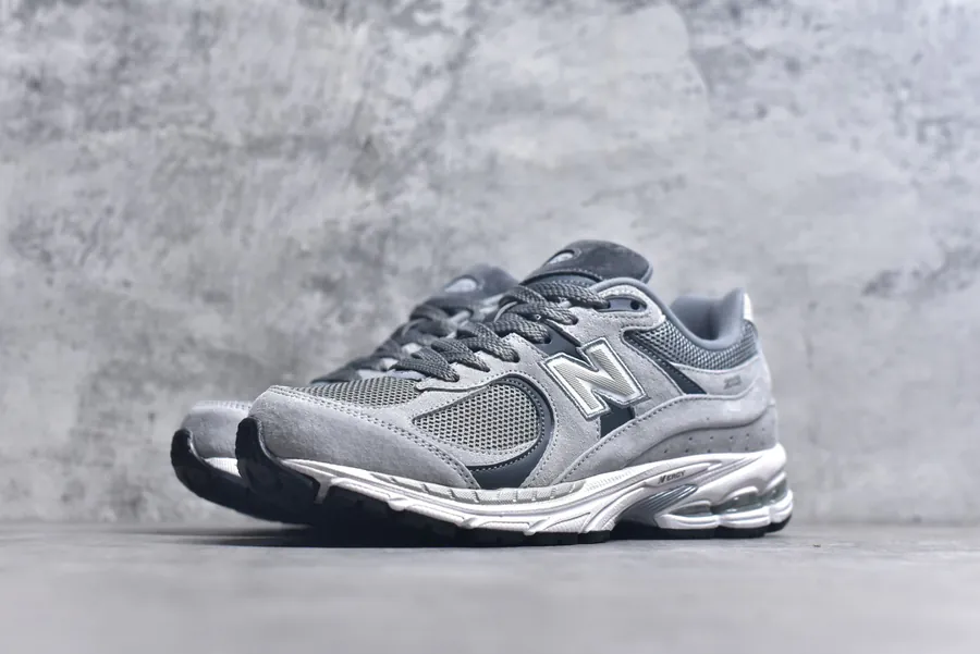 NB New Balance M2002R Exclusive Original