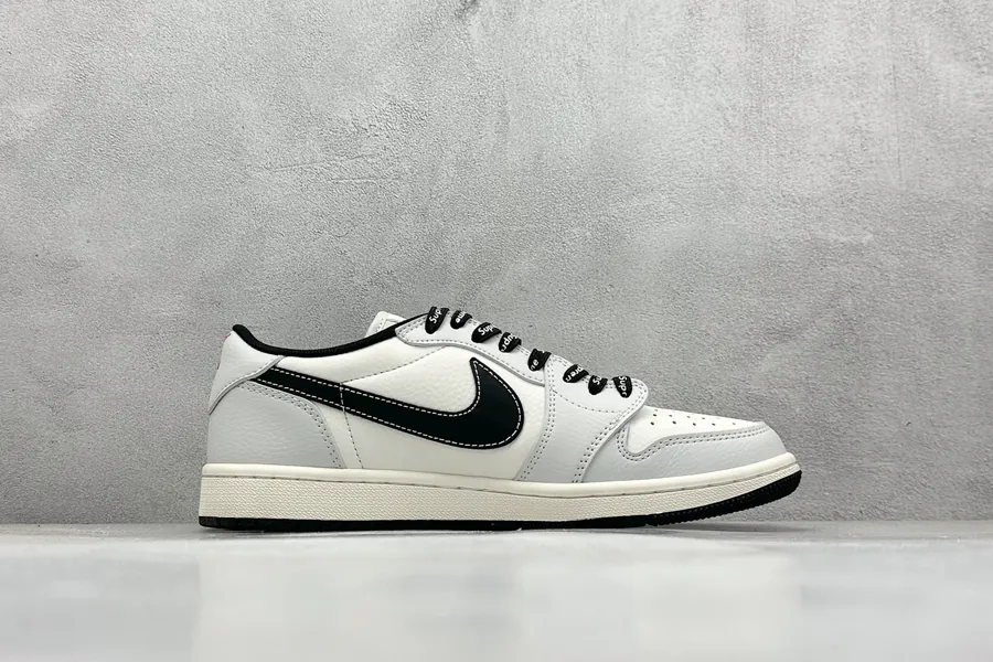 Travis Scott x Air 1 Low Vintage Style