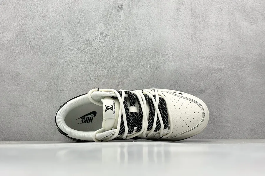 OG Version XC Nike SB Dunk Low LV Collaboration Premium Customized Low Top Sneakers