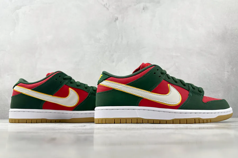 Nike Dunk SB LOW PRM 'SEATTLE SUPERSONICS' Red Green