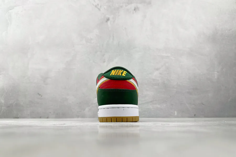 Nike Dunk SB LOW PRM 'SEATTLE SUPERSONICS' Red Green