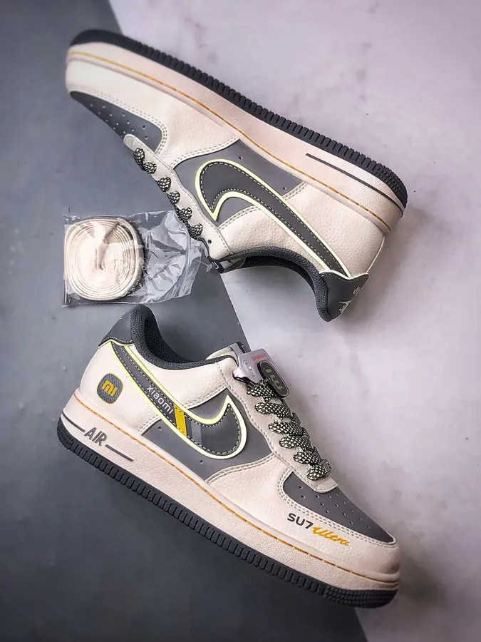 CX Exclusive Air Force 1 Low in Grained Calfskin
