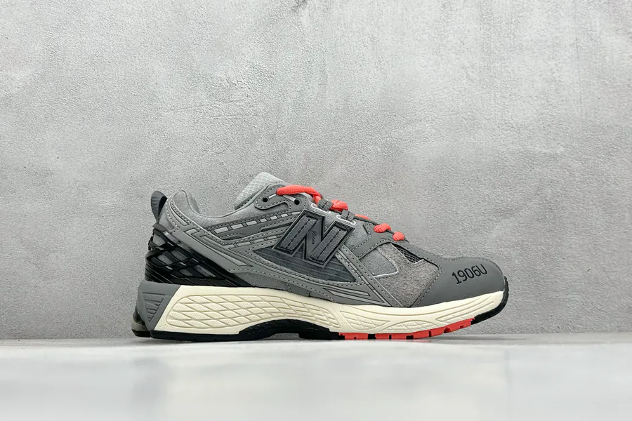 New Balance 1906 Vintage Sneaker